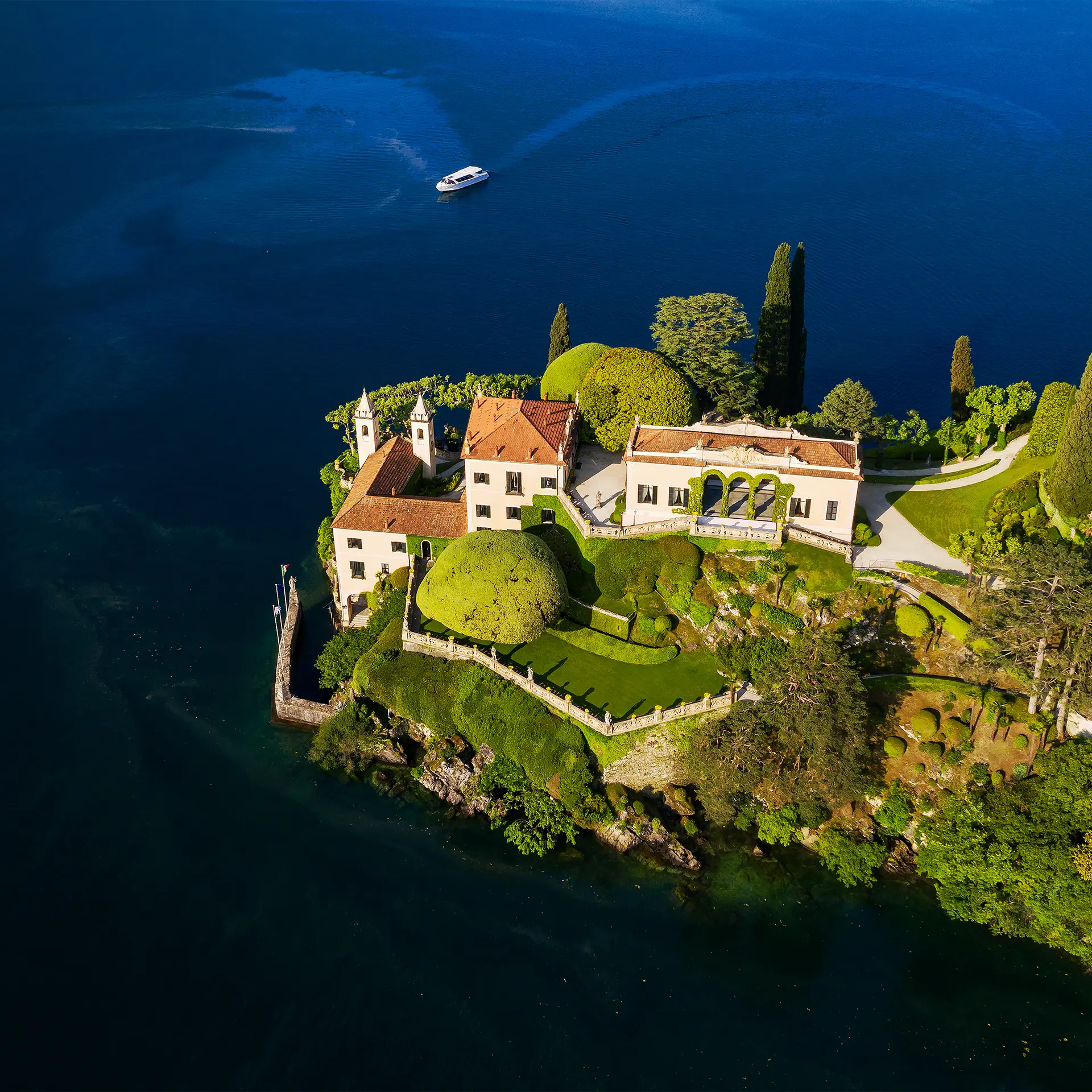 Vista aérea de Villa del Balbianello, la Villa de Star Wars del Lago de Como