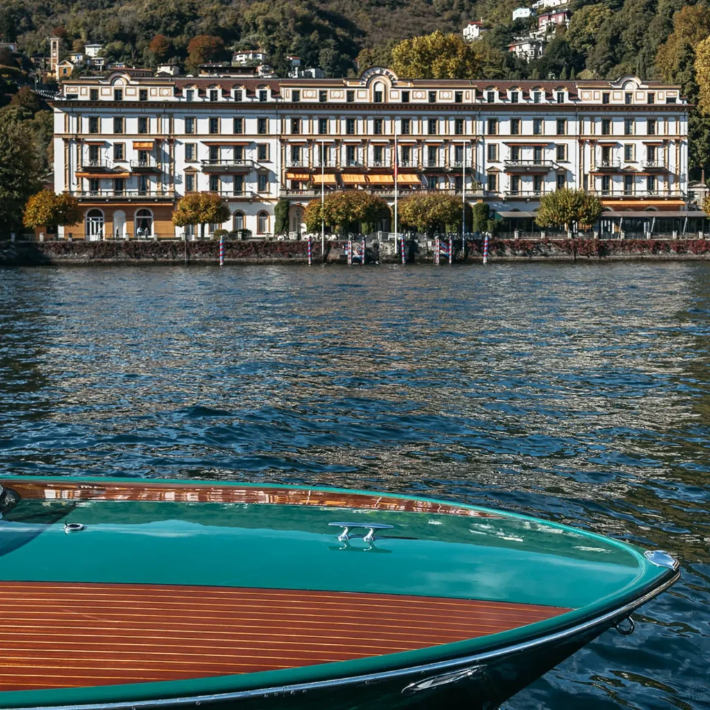 Colombo 21 bow detail, in front of the hotel Villa d'Este, on lake Como