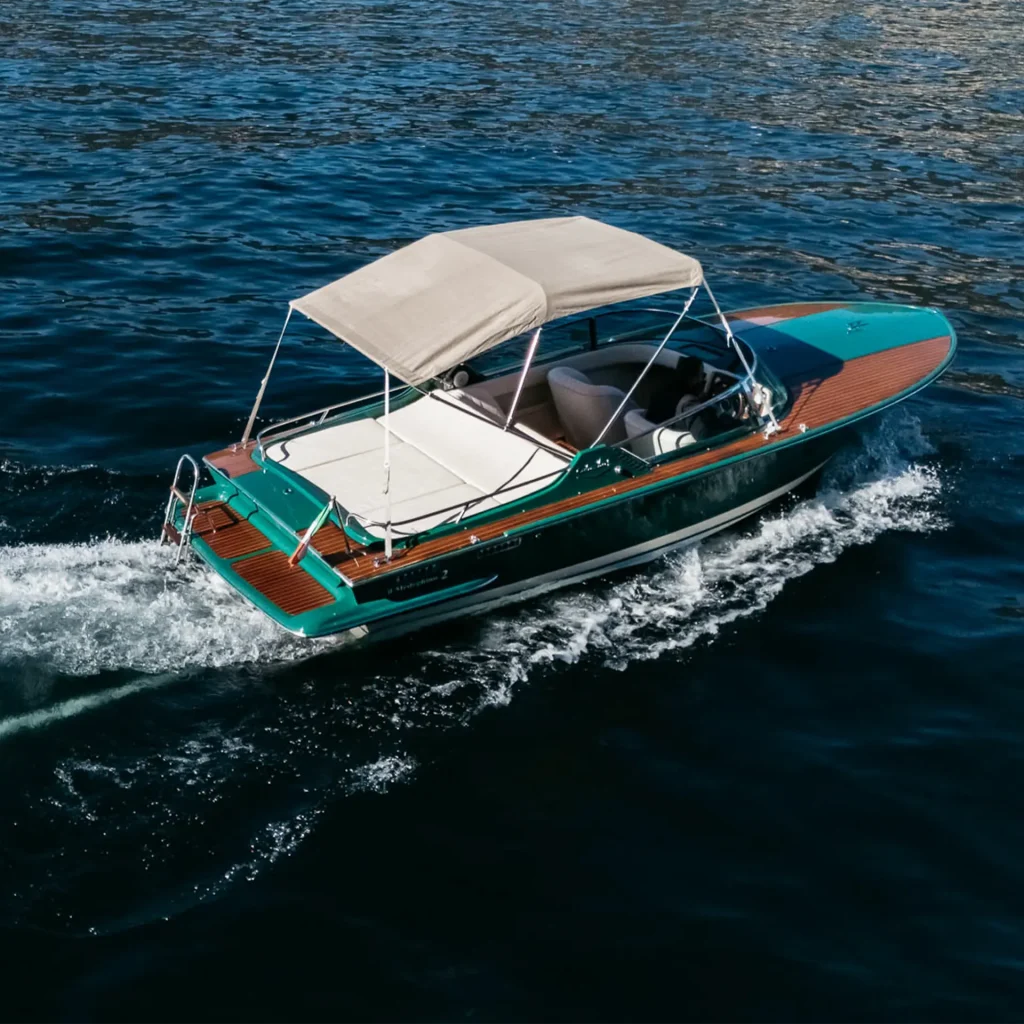 Colombo 21 during a boat tour on Lake Como with open awning